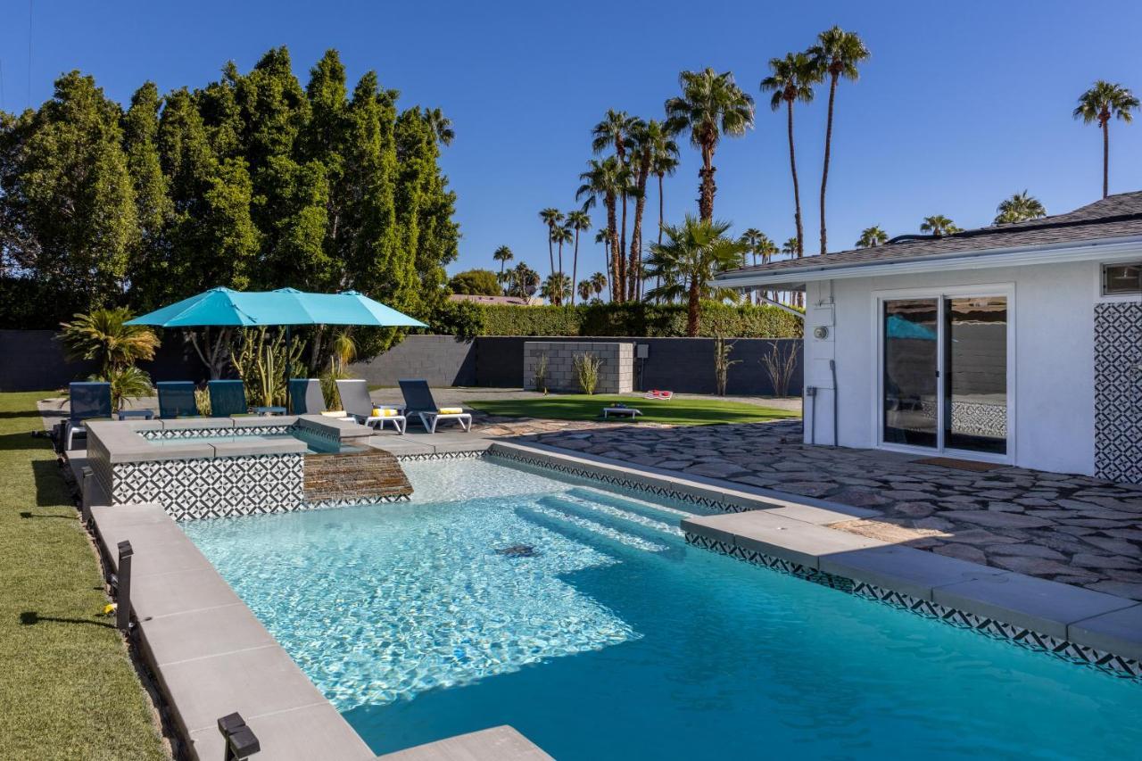 The Desert Xscape Pool & Views Palm Springs Exterior photo