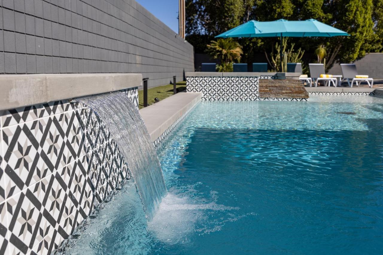The Desert Xscape Pool & Views Palm Springs Exterior photo
